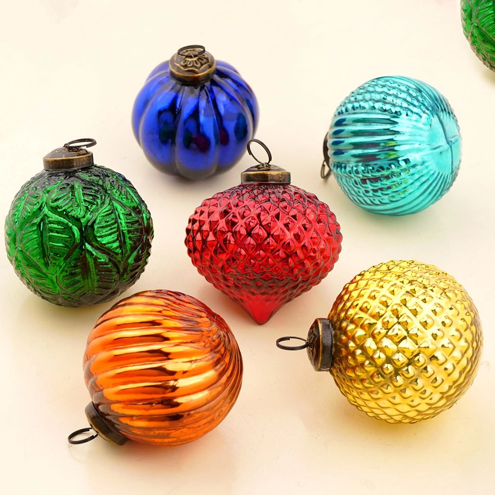 Multicolor Handmade Glass Christmas Ornaments Set of 6 CO-65267